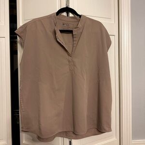 Figs Scrub Top Women's XL Rafaela Oversized Mandarin Collar Nurse Sandstone Tan